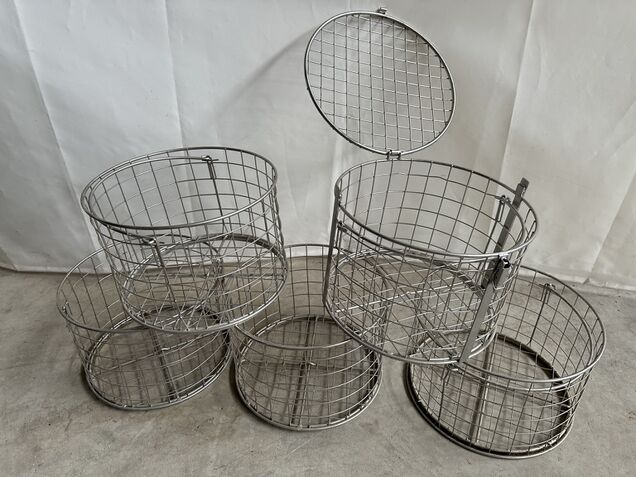 Einsatzkörbe und Probehalterungen für Autoklaven